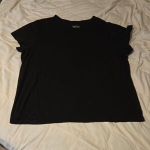 22 Time and Tru Black T-shirt